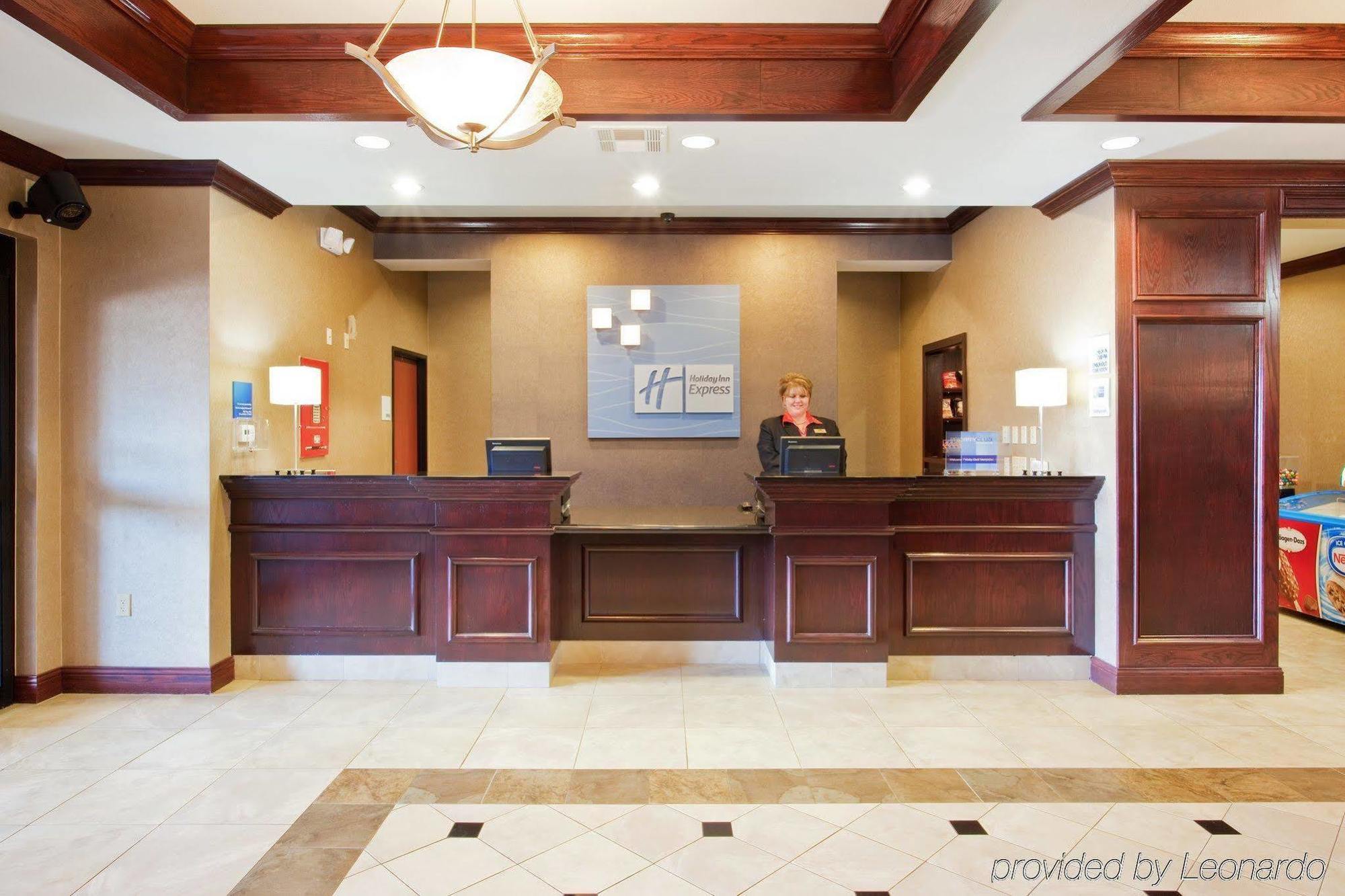 Red Lion Inn & Suites Mineral Wells Ngoại thất bức ảnh