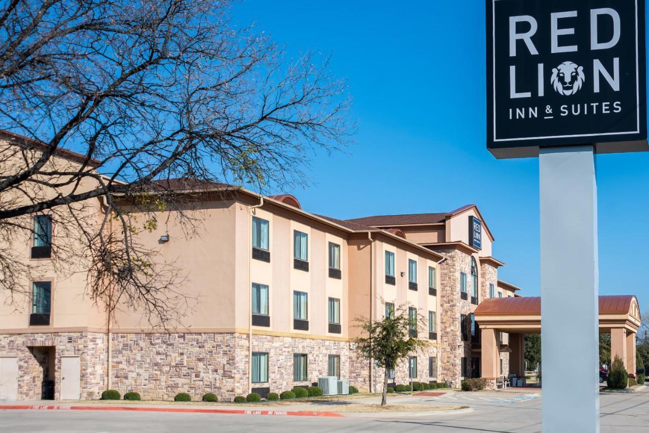 Red Lion Inn & Suites Mineral Wells Ngoại thất bức ảnh