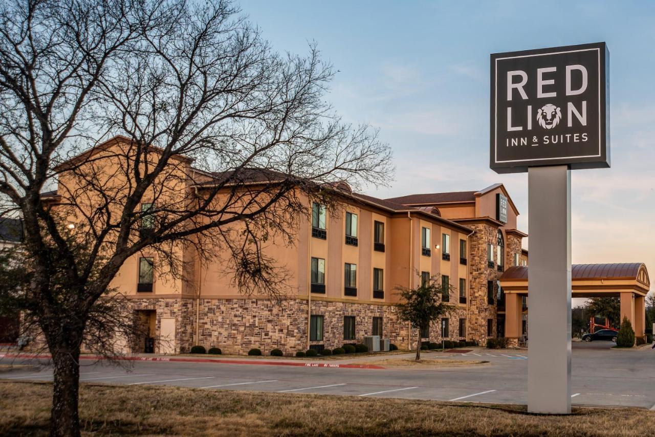 Red Lion Inn & Suites Mineral Wells Ngoại thất bức ảnh