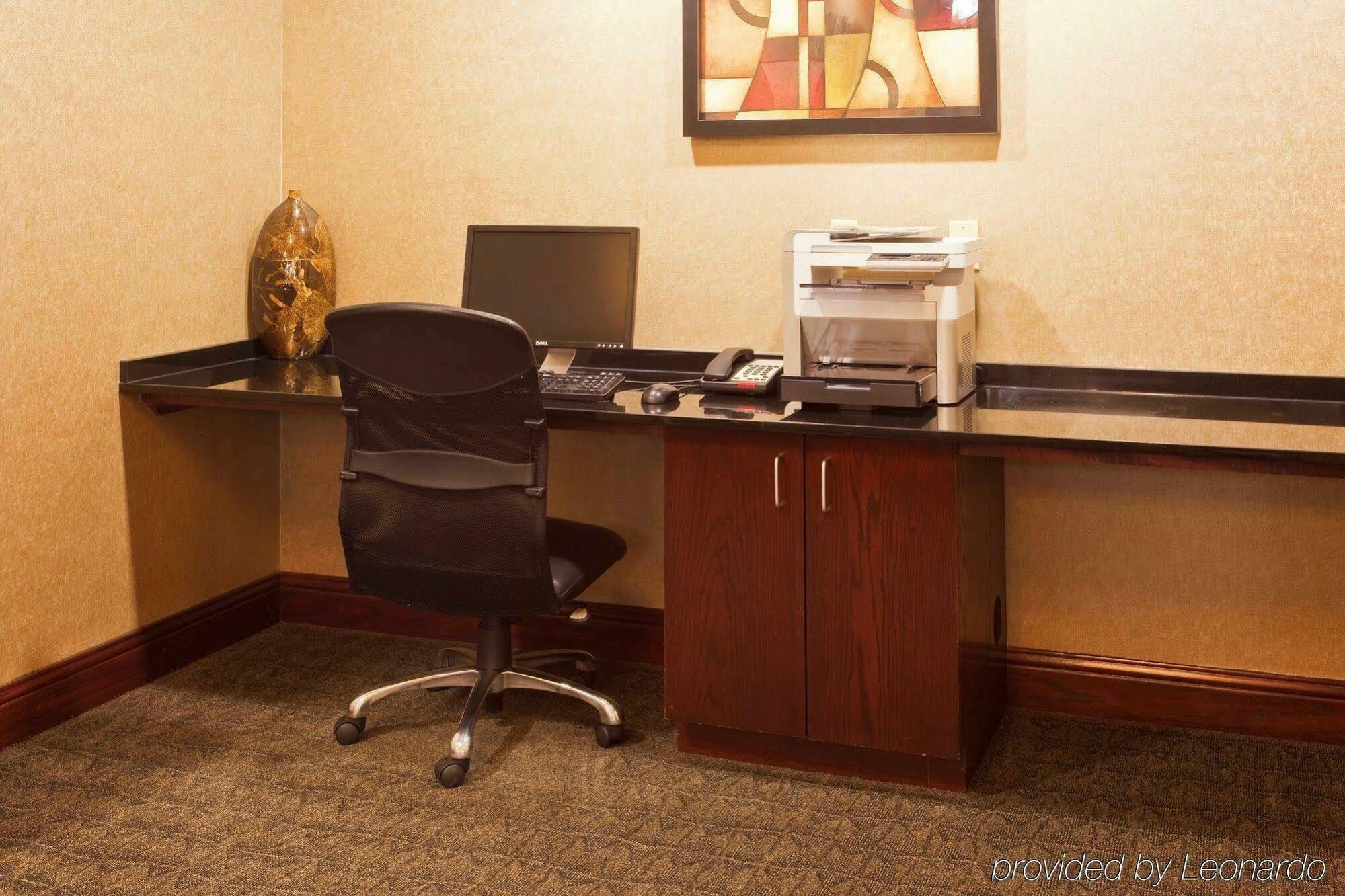 Red Lion Inn & Suites Mineral Wells Ngoại thất bức ảnh